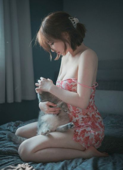 裸体女囚bd在线观看