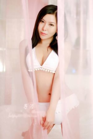 《春欲》在线播放