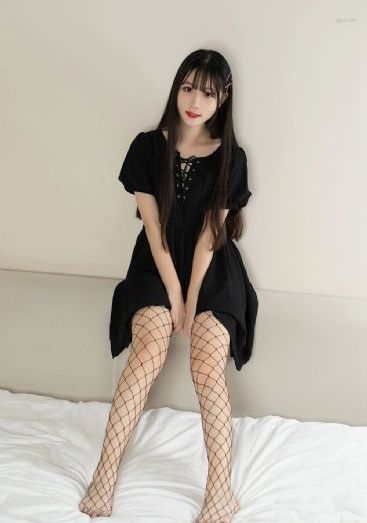 年轻的邻居3在线观看